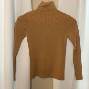 Women’s Moda International Sweater
